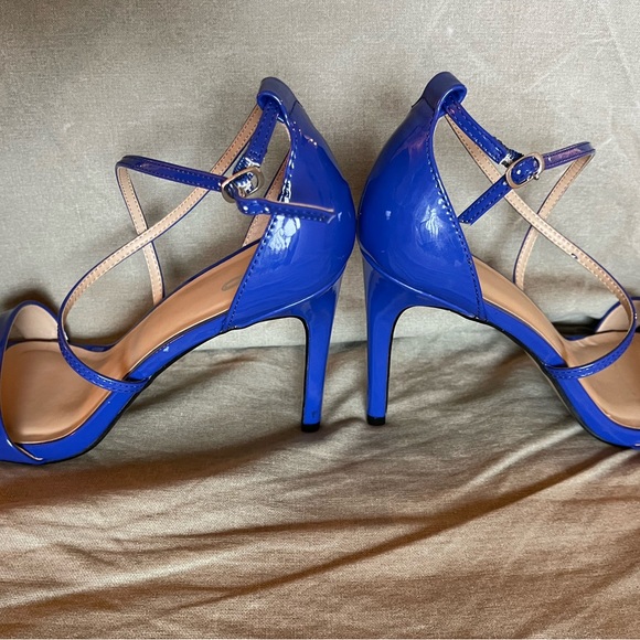 Dodger Blue 4” Heels NWOT - Picture 6 of 11